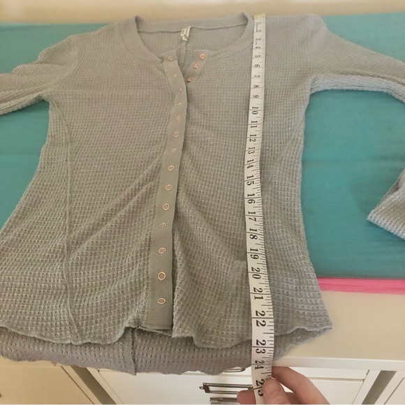 Free People Going Places Cardi in Heather Gray. M - Picture 5 of 9